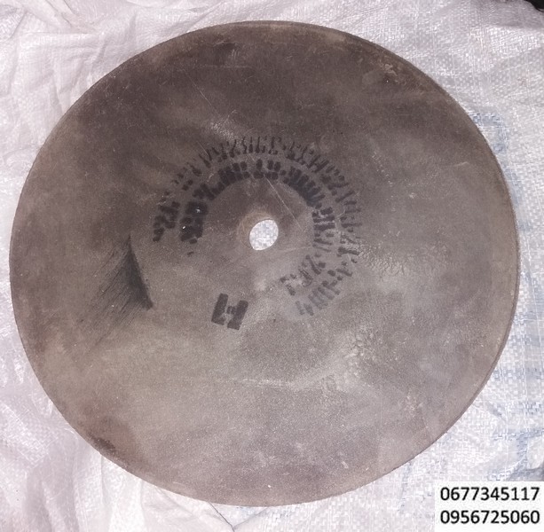  диски отрезные вулканитовые ,вулканитовые отрезные круги для точного реза. Отрезные  400х4х32 14А (ИАЗ), олх,  400х3х32 14А (ИАЗ) , 250х8х32, jk[, 